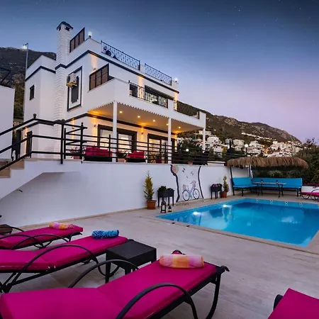 Sleeps 6 With Pool Air Con And Wifi * Kalkan